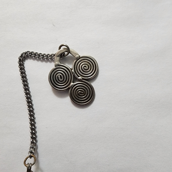 Handmade Sterling Silver Pendulum - Triple Spiral Labyrinth - Picture 3 of 6